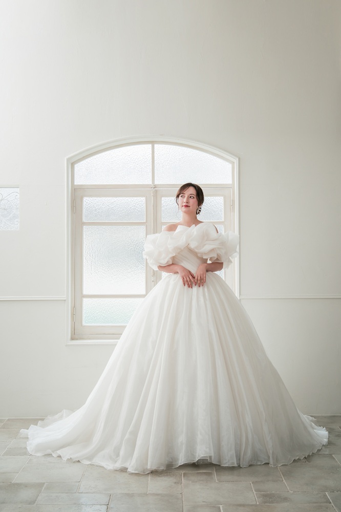 Wedding Dress Collection | EVERS【エヴァーズ】｜大分県下最大級の品